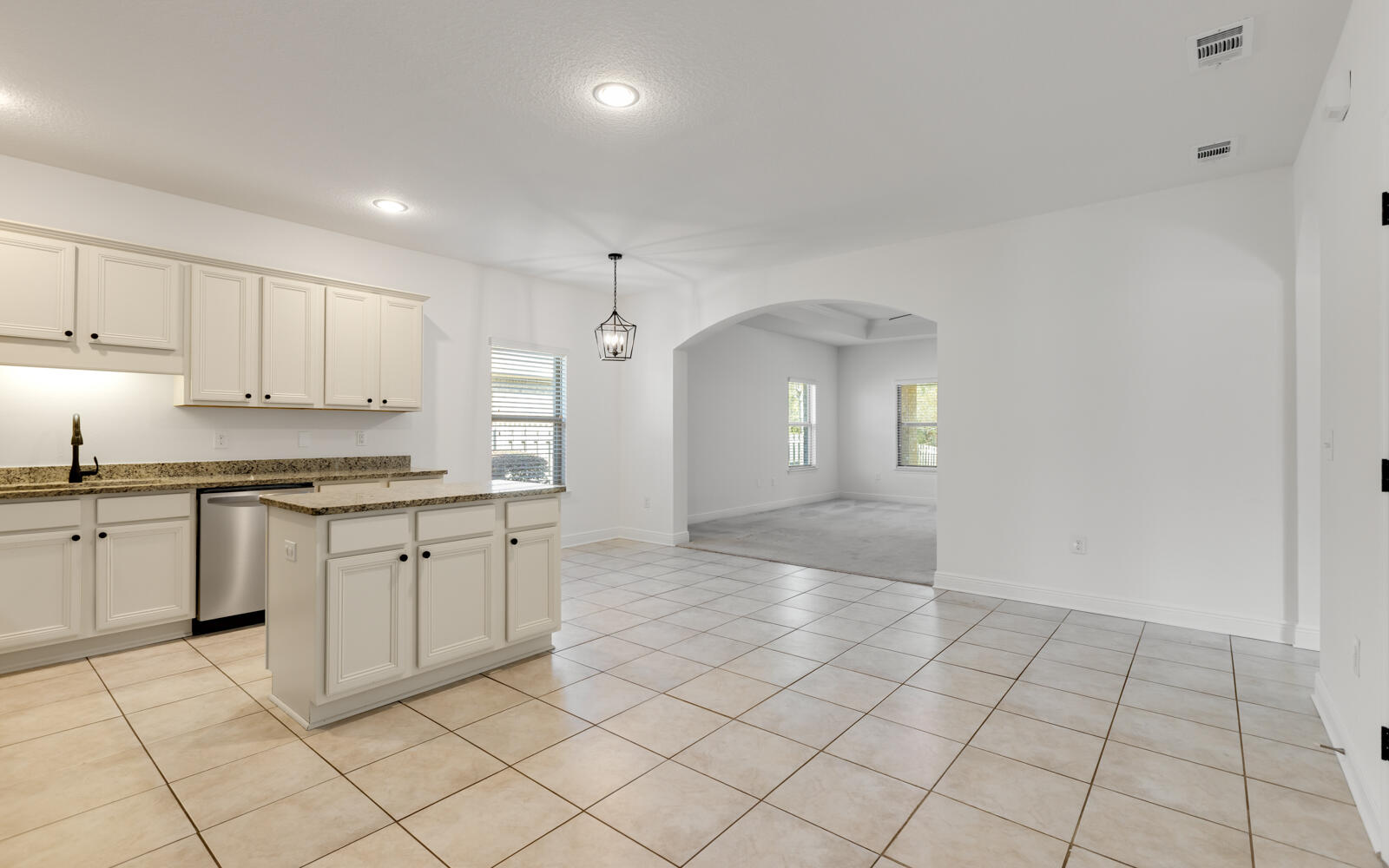 379 Whitman Way Freeport, FL 32439 - Photo 6 of 82 379WhitmanWay-4