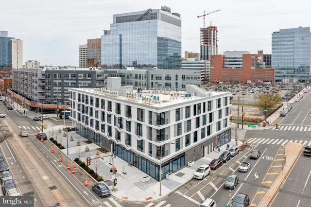 $2,720 | 3748-9 Lancaster Avenue, Unit 211, Philadelphia, PA 19104