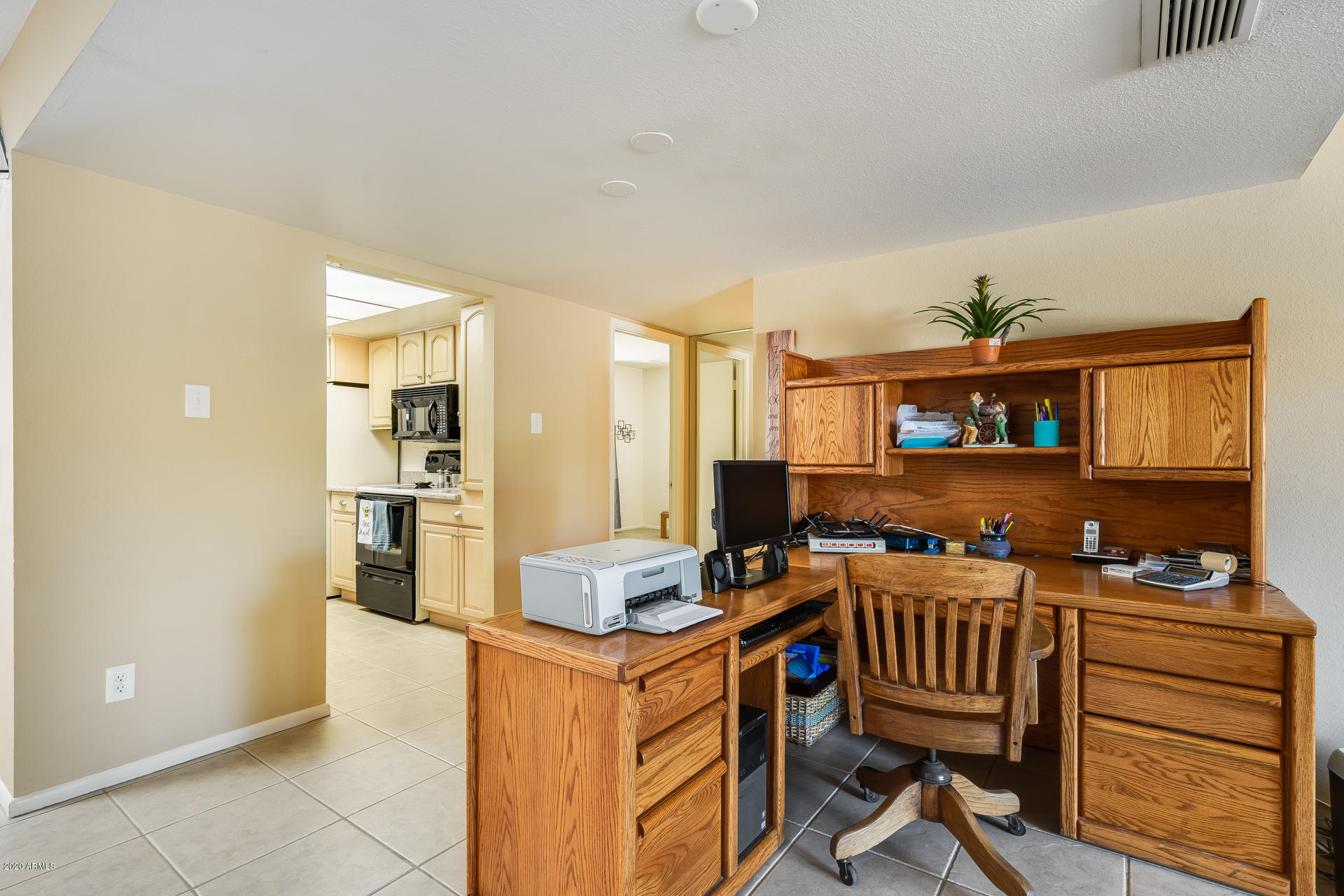 1189 East Redfield Road Tempe, AZ 85283 - Photo 12 of 52