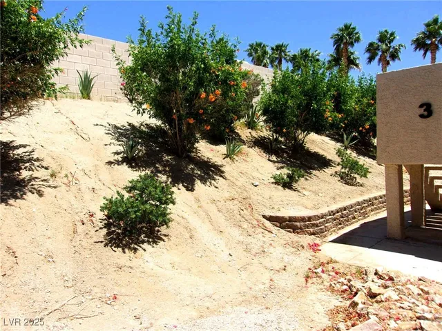 $154,400 | 3720 Desert Marina Drive, Unit 33, Laughlin, NV 89029