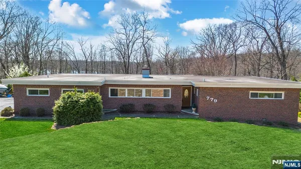 $682,000 | 779 Berdan Avenue, Wayne, NJ 07470