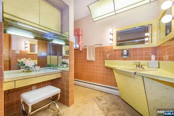 $682,000 | 779 Berdan Avenue, Wayne, NJ 07470