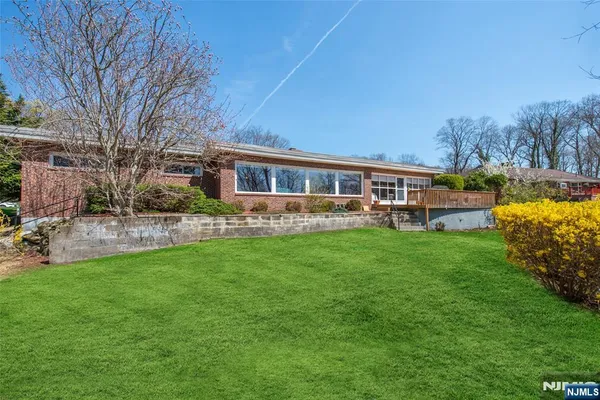 $682,000 | 779 Berdan Avenue, Wayne, NJ 07470