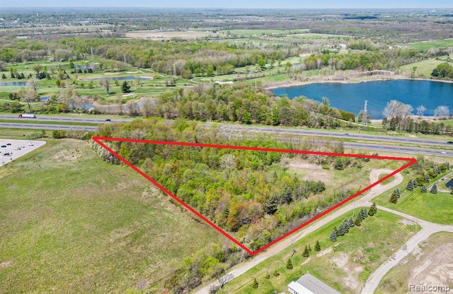 57998 Frost Road New Haven, MI 48048 - Photo 2 of 30