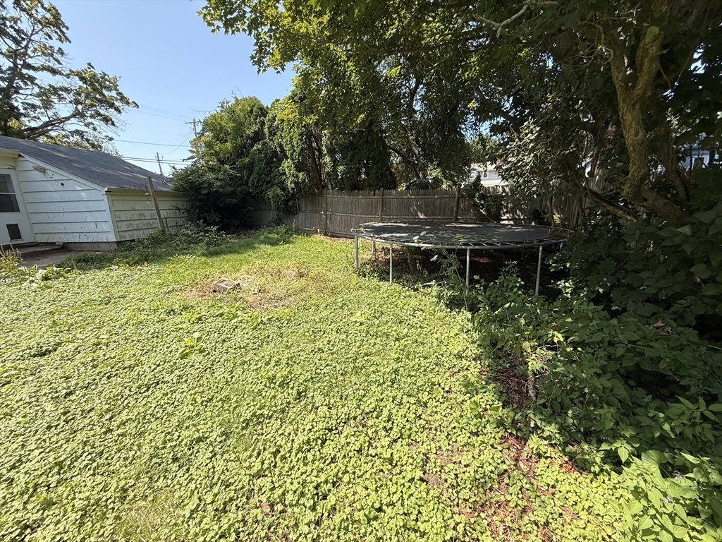 264 Slocum Road Dartmouth, MA 02747 - Photo 13 of 13