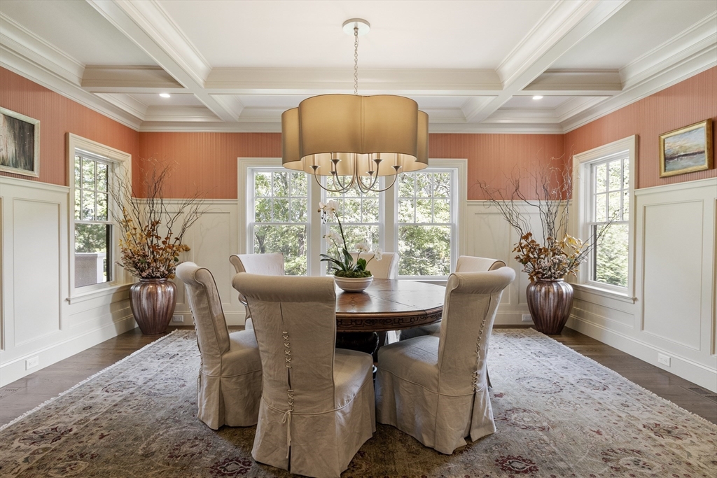 343 Nashawtuc Road Concord, MA 01742 - Photo 4 of 41 Gallery Image 4