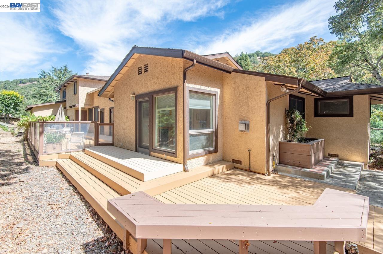 35575 Palomares Road Castro Valley, CA 94552 - Photo 42 of 85 Gallery Image 42