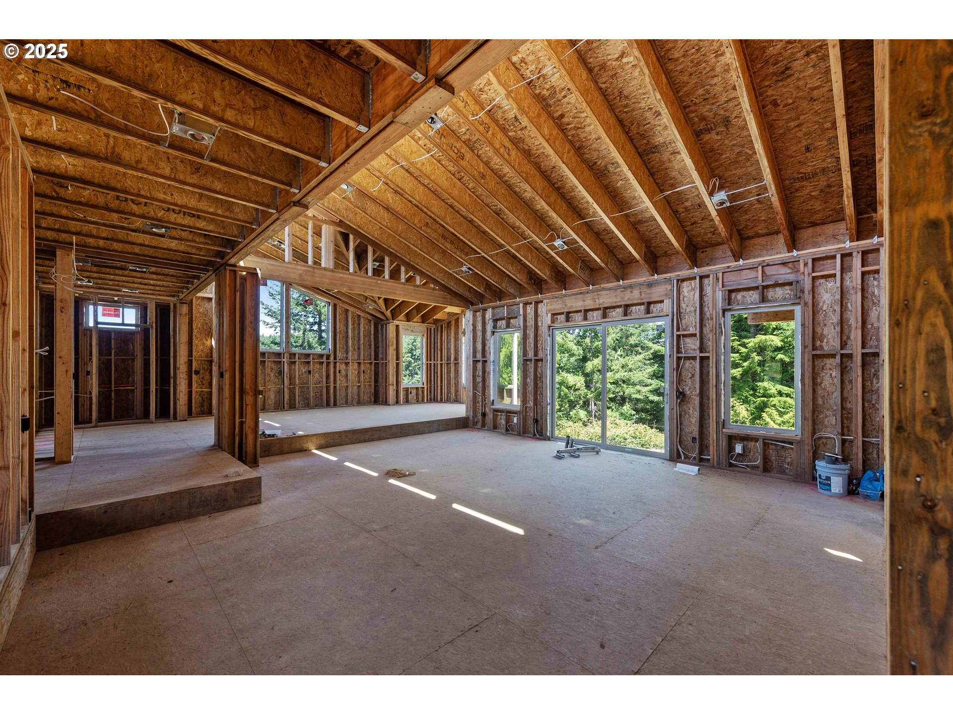 62039 Double Eagle Road Coos Bay, OR 97420 - Photo 13 of 41