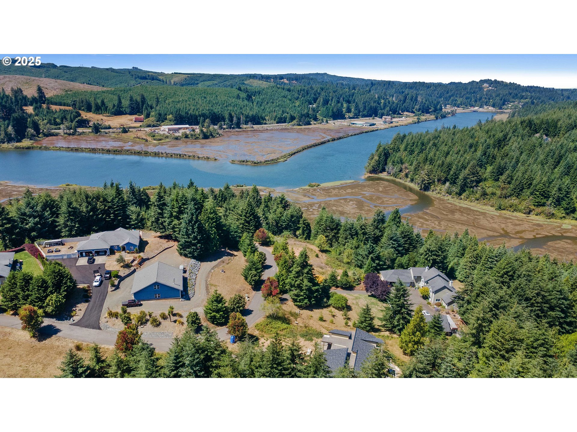 62039 Double Eagle Road Coos Bay, OR 97420 - Photo 39 of 41