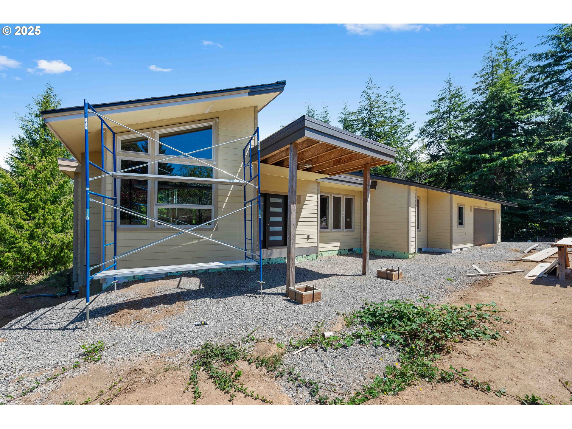 62039 Double Eagle Road Coos Bay, OR 97420 - Photo 9 of 41