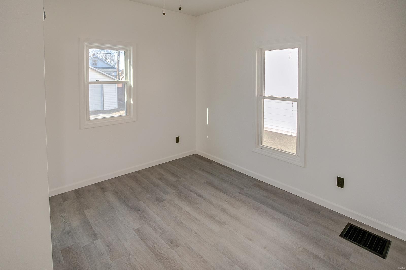 786 Condit Street Wood River, IL 62095 - Photo 17 of 23 Gallery Image 17