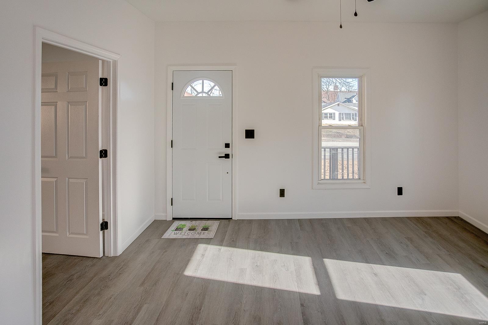 786 Condit Street Wood River, IL 62095 - Photo 3 of 23 Gallery Image 3