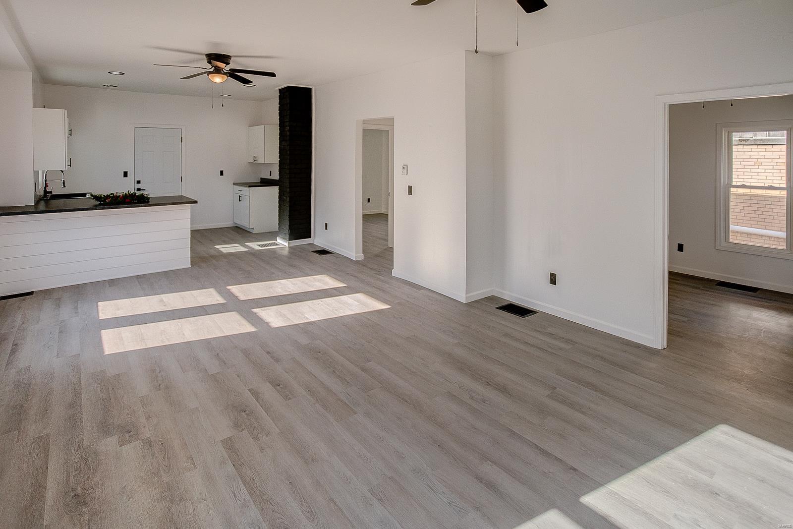 786 Condit Street Wood River, IL 62095 - Photo 6 of 23 Gallery Image 6