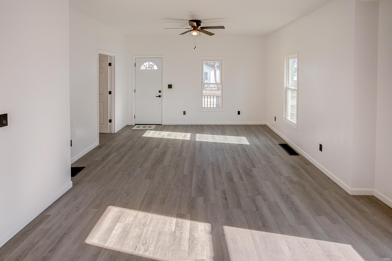 786 Condit Street Wood River, IL 62095 - Photo 8 of 23 Gallery Image 8