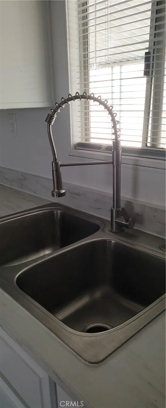 17640 Corkill Road, Unit 78 Desert Hot Springs, CA 92241 - Photo 16 of 58 Kitchen