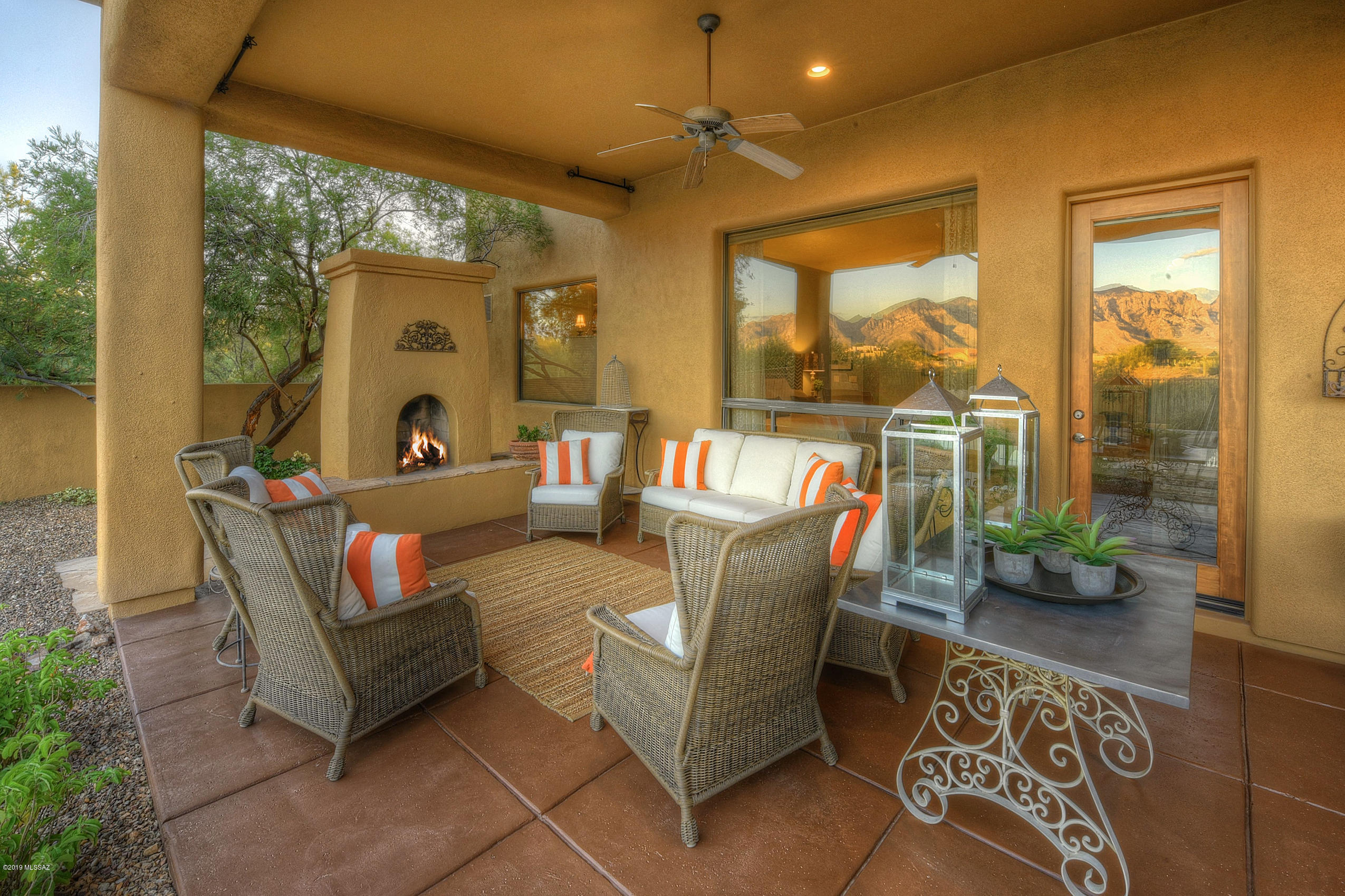 12200 North Reflection Ridge Drive Oro Valley, AZ 85755 - Photo 7 of 35