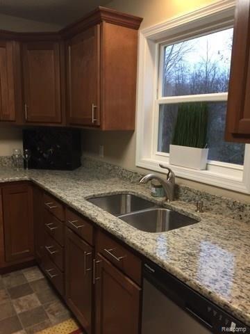 4358 North Belsay Road Flint, MI 48506 - Photo 11 of 32 belsay 10.jpg