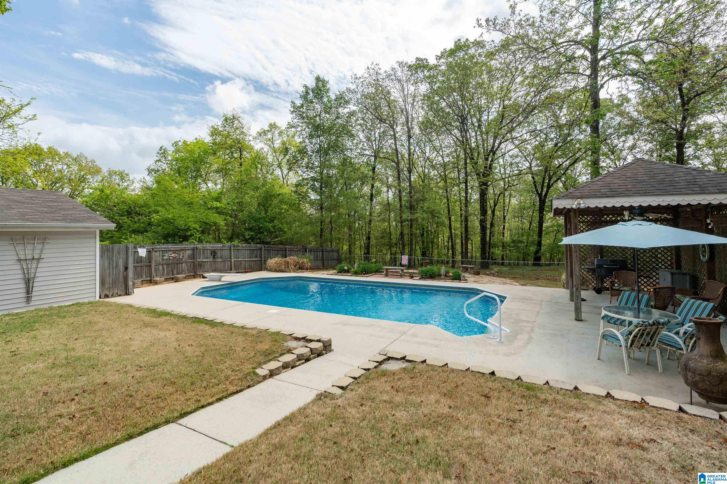 312 Chestnut Lane Alabaster, AL 35007 - Photo 3 of 35