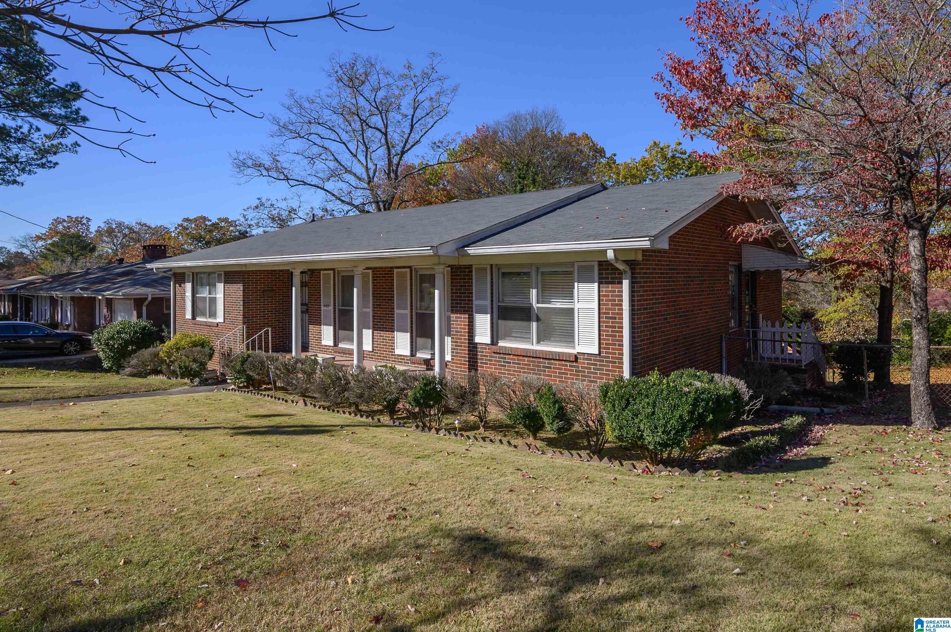440 Crest Drive Fairfield, AL 35064 - Photo 3 of 29