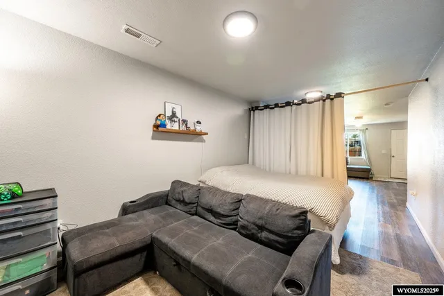 $338,500 | 1725 Highland Avenue, Sheridan, WY 82801