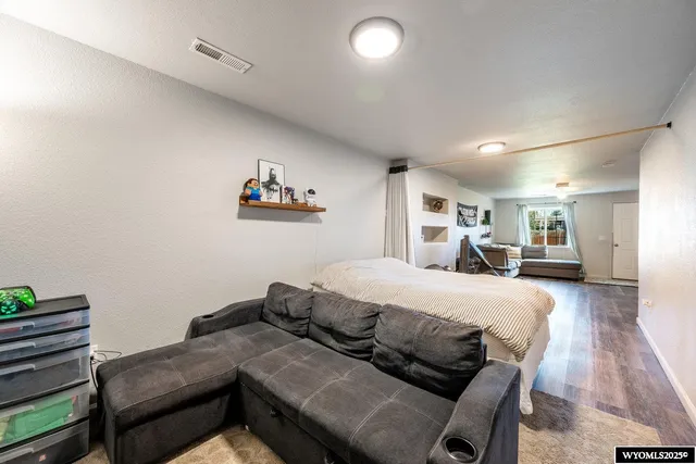 $338,500 | 1725 Highland Avenue, Sheridan, WY 82801