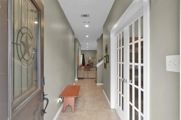 $2,150 | 592 Mosswood Drive, Conroe, TX 77302