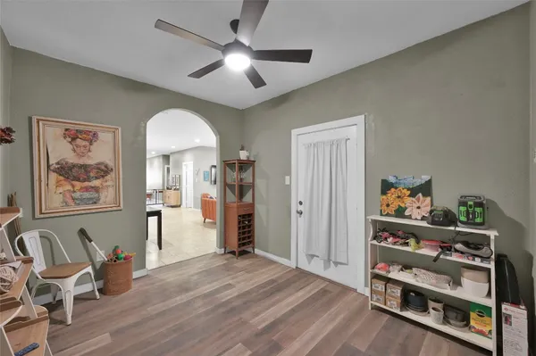 $2,150 | 592 Mosswood Drive, Conroe, TX 77302