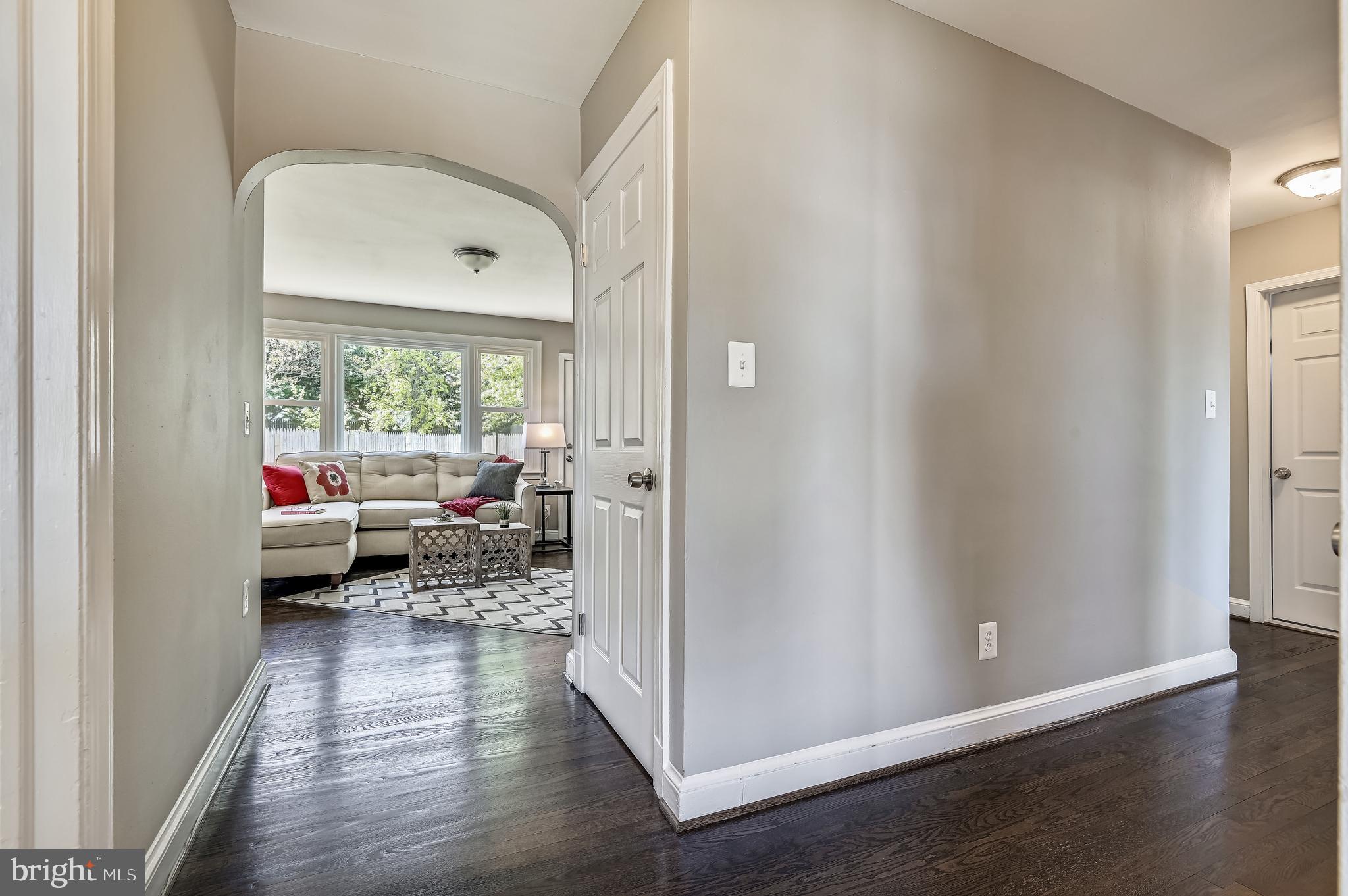 603 Fairmount Road Linthicum Heights, MD 21090 - Photo 3 of 27