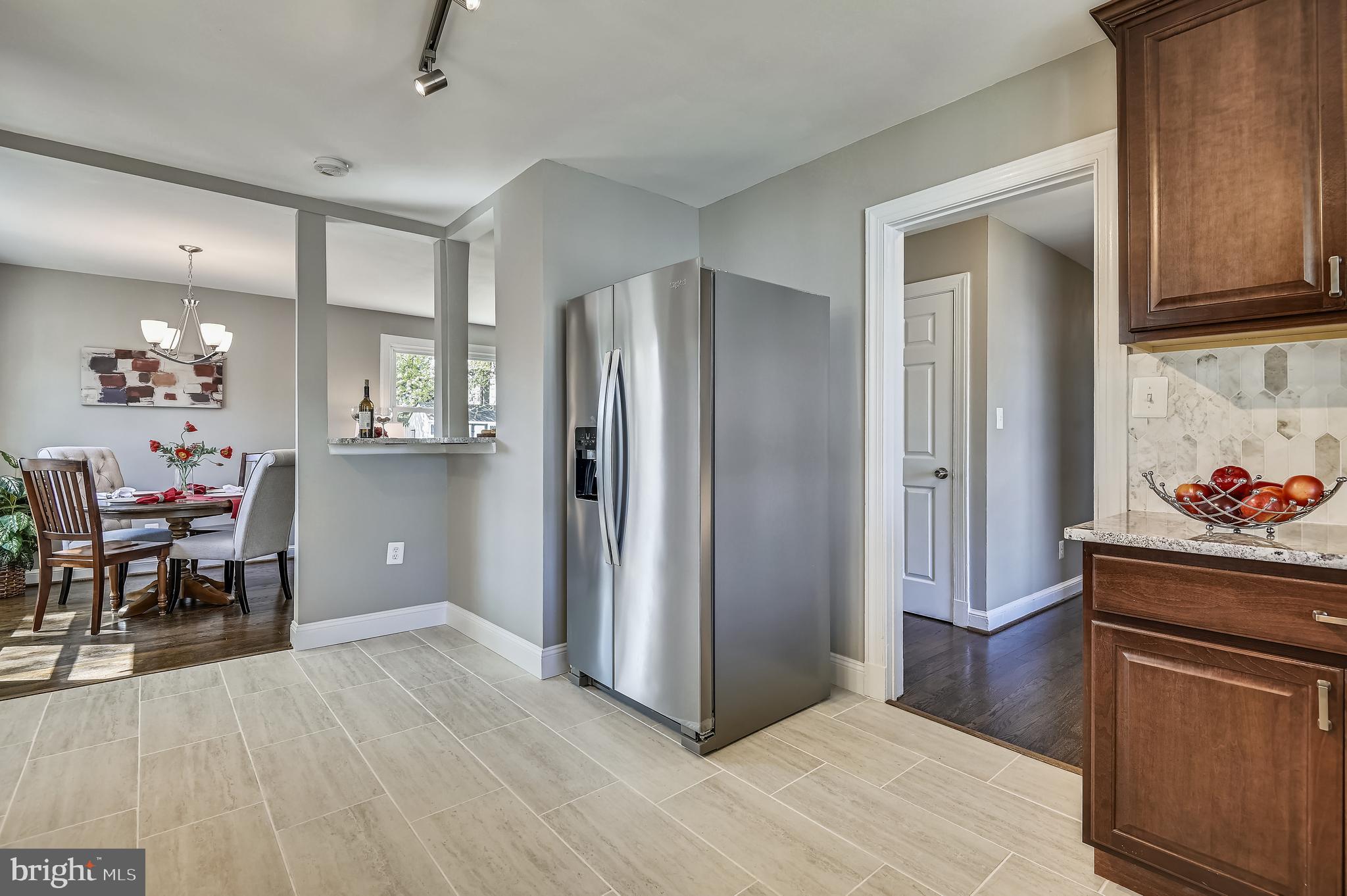 603 Fairmount Road Linthicum Heights, MD 21090 - Photo 6 of 27