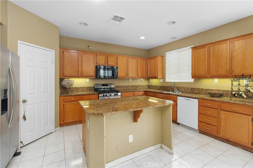 31544 Borega Road Murrieta, CA 92563 - Photo 4 of 12