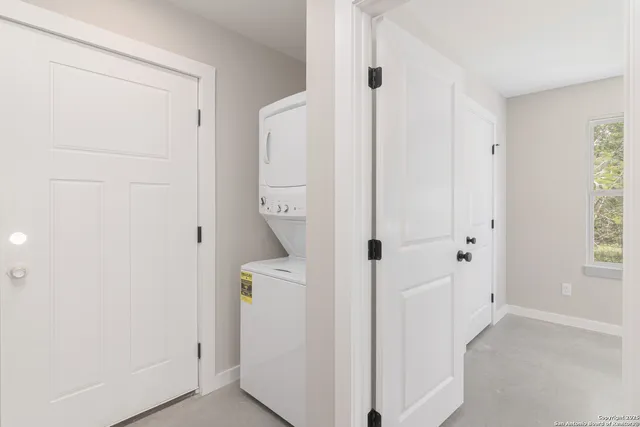 $1,700 | 2004 Cedar Hill Drive, Unit 2, Spring Branch, TX 78070