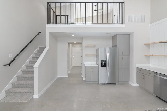 $1,700 | 2004 Cedar Hill Drive, Unit 2, Spring Branch, TX 78070