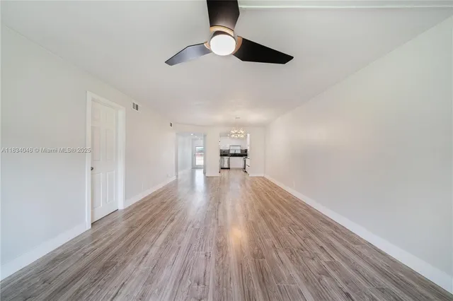 $2,100 | 8901 South Hollybrook Boulevard, Unit 109, Pembroke Pines, FL 33025