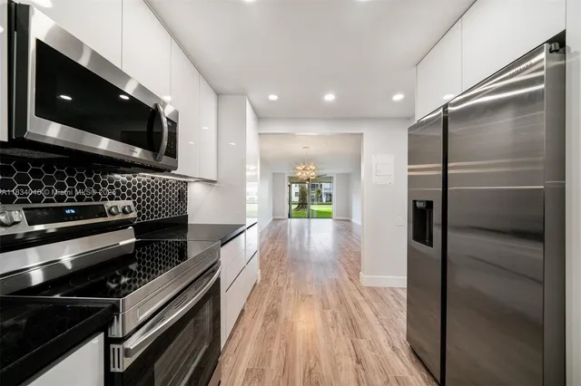 $2,100 | 8901 South Hollybrook Boulevard, Unit 109, Pembroke Pines, FL 33025