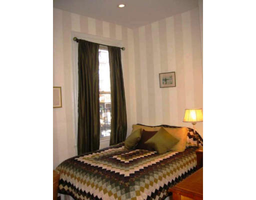 46 East Springfield Street, Unit 3 Boston, MA 02118 - Photo 4 of 11 Gallery Image 4