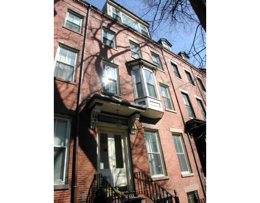 46 East Springfield Street, Unit 3 Boston, MA 02118 - Photo 8 of 11 Gallery Image 8