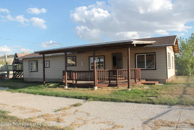 $175,000 | 153 South Labarge Street, La Barge, WY 83123