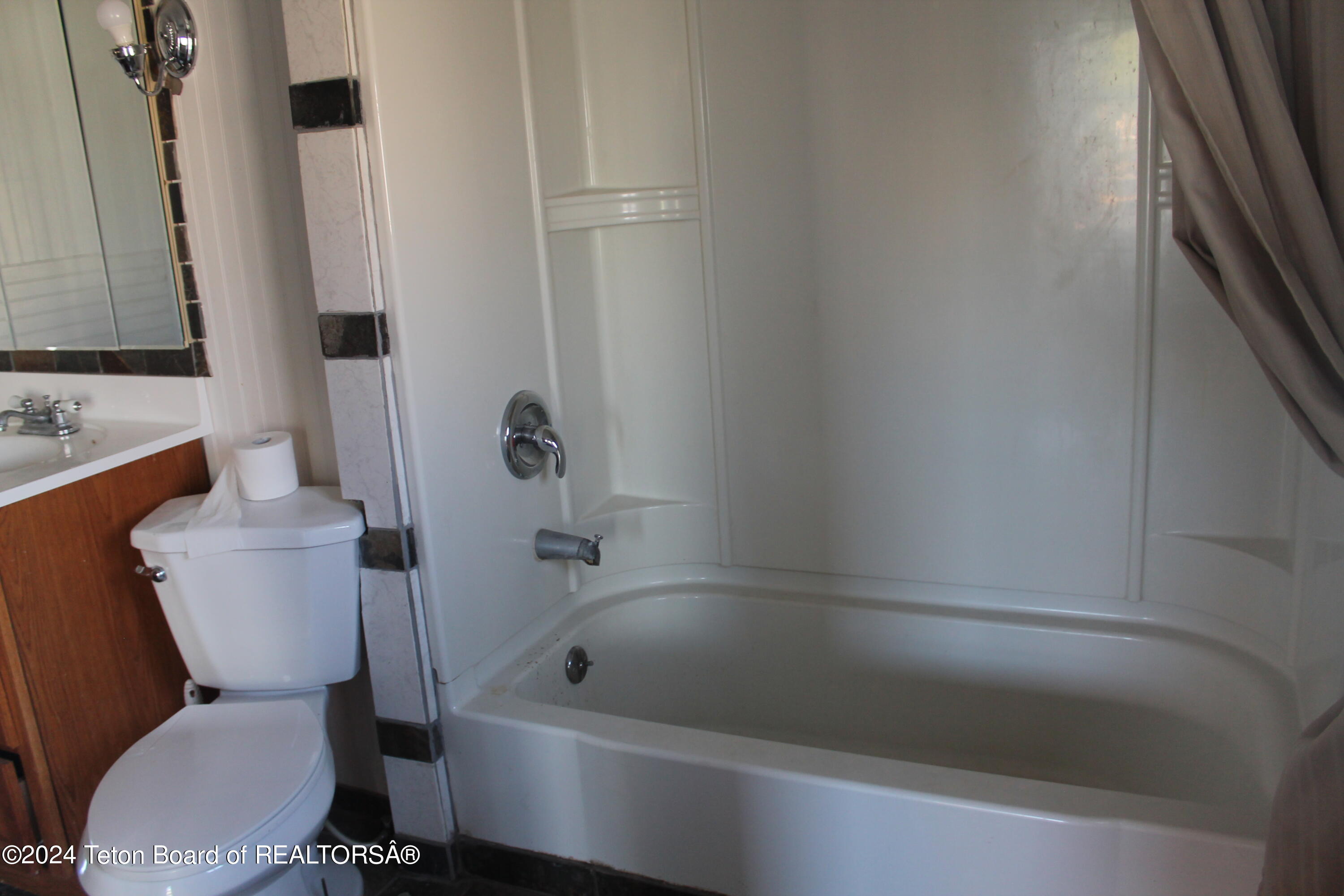 153 South Labarge Street La Barge, WY 83123 - Photo 15 of 25 IMG_4849