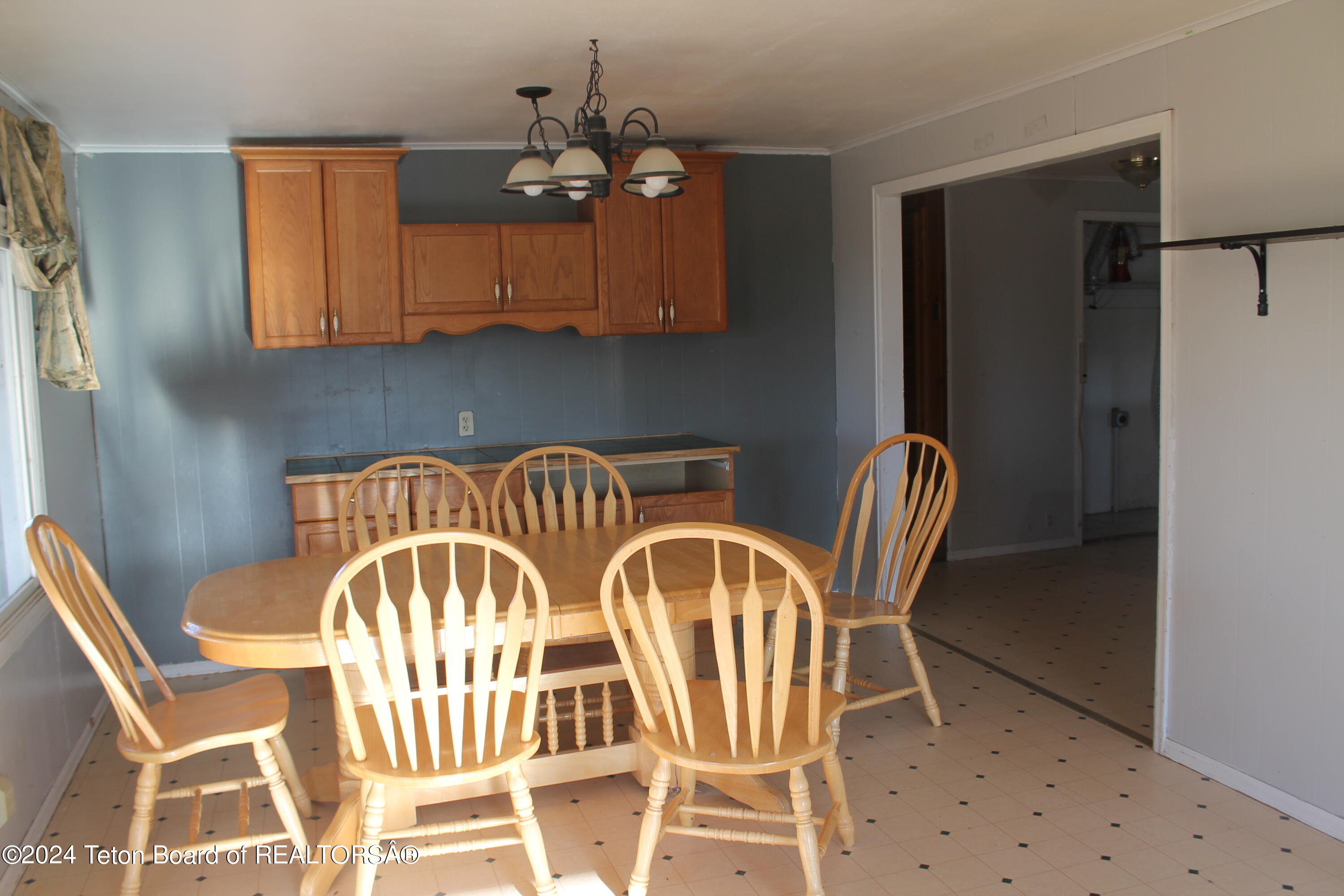 153 South Labarge Street La Barge, WY 83123 - Photo 4 of 25 IMG_4865