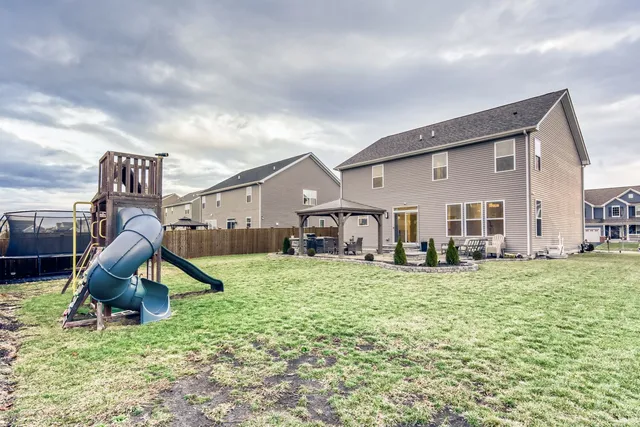$485,000 | 26152 White Oak Trail, Channahon, IL 60410