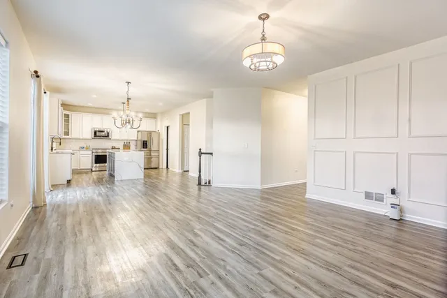 $485,000 | 26152 White Oak Trail, Channahon, IL 60410