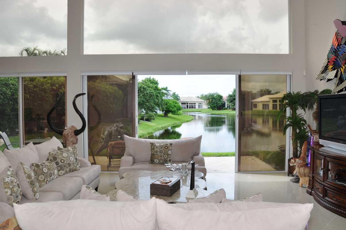 3276 Northwest 65th Drive Boca Raton, FL 33496 - Photo 8 of 16 LIVING ROOM