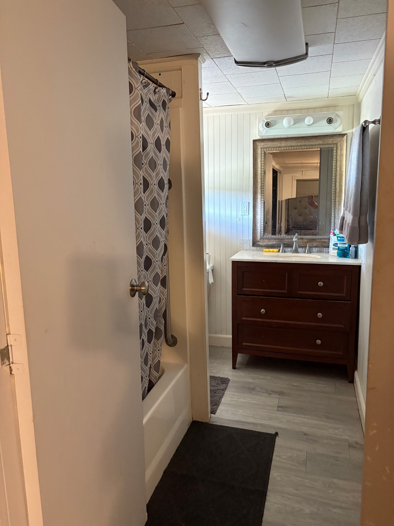 4915 West Farm To Market 1462 Rosharon, TX 77583 - Photo 12 of 17 a room with a cabinet and a fireplace