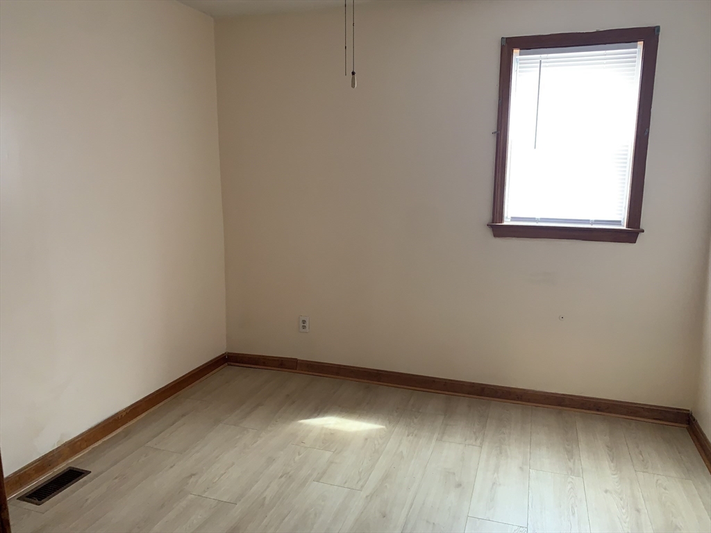 226 Brightman Street, Unit 1 SOUTH Fall River, MA 02720 - Photo 7 of 11