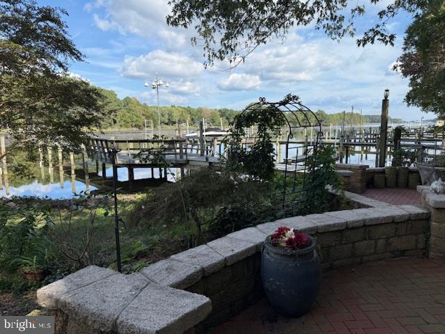 12330 12330-apt B Potomac View Road Newburg, MD 20664 - Photo 32 of 38 Patios