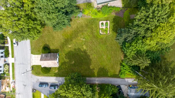 $890,000 | L70 North Circular Street, Saratoga Springs, NY 12866