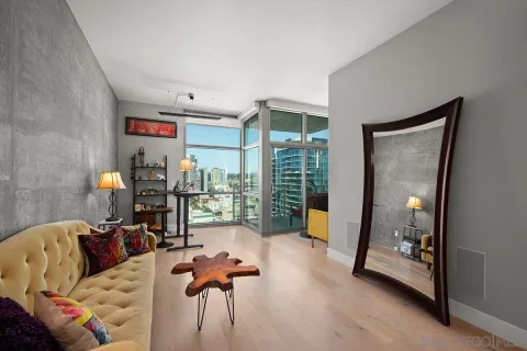 $699,000 | 800 The Mark Lane, Unit 2002, San Diego, CA 92101