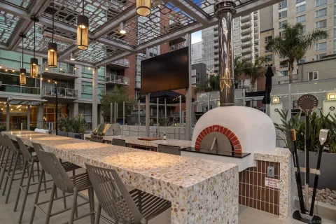 $699,000 | 800 The Mark Lane, Unit 2002, San Diego, CA 92101