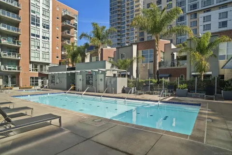 $699,000 | 800 The Mark Lane, Unit 2002, San Diego, CA 92101