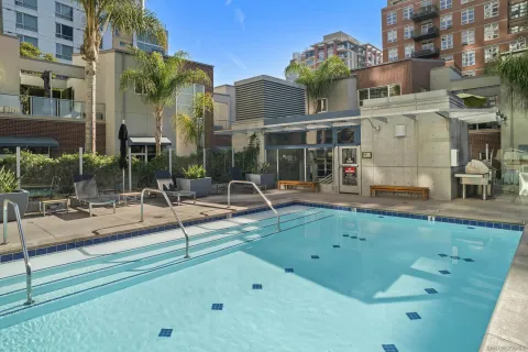 $699,000 | 800 The Mark Lane, Unit 2002, San Diego, CA 92101